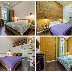 https://kyiv-2bdr-joint-loft.hotels-of-kiev.com