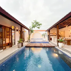 Holiday park Apple &, Seminyak (Bali)