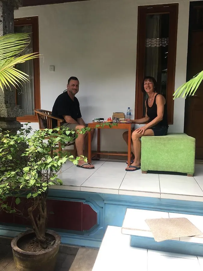 Nadialit Apartment Seminyak  Homestay Seminyak (Bali)